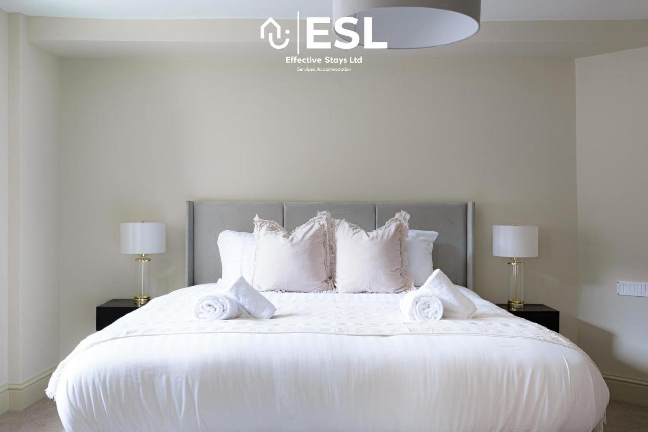 Most Central Luxury Grade 2 Listed Apartment Overlooking Shrewsbury Square - Free Parking المظهر الخارجي الصورة